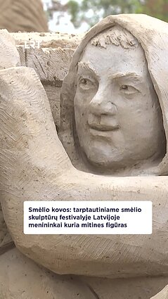 Smėlio skulptūrų festivalis Latvijoje: kuriamos mitinės figūros