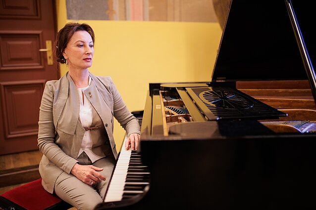 Mūza Rubackytė‑Golay Mūza Rubackytė‑Golay