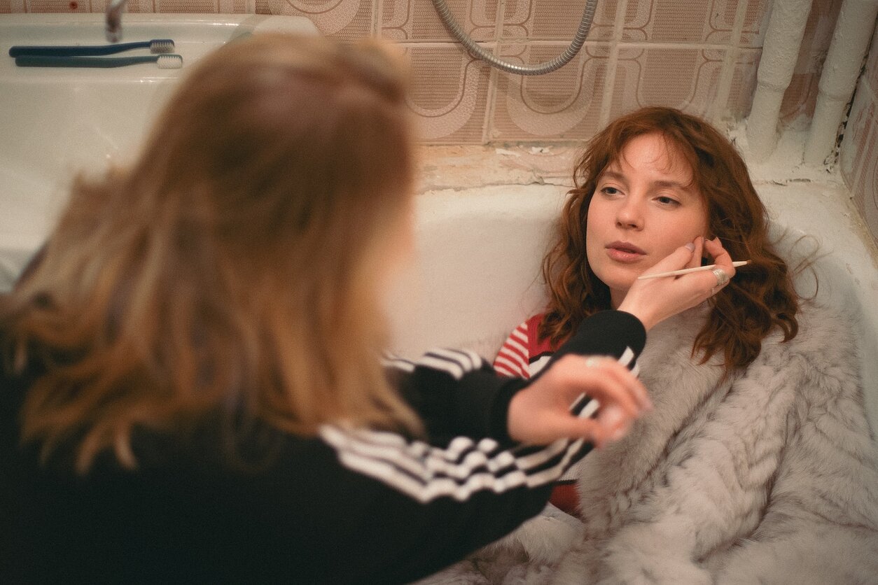 Loretą Ganusauskienę (Gedvilaitę) vaidina Gerda Čiuraitė Loretą Ganusauskienę (Gedvilaitę) vaidina Gerda Čiuraitė