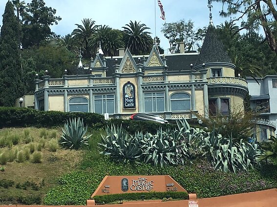 „The Magic Castle“