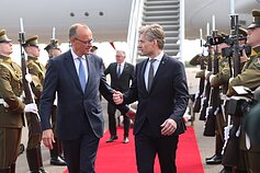 Į Vilnių atvyko Vokietijos kancleris Friedrichas Merzas Į Vilnių atvyko Vokietijos kancleris Friedrichas Merzas