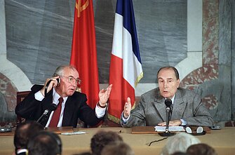 Michailas Gorbačiovas ir Francois Mitterrand`as 