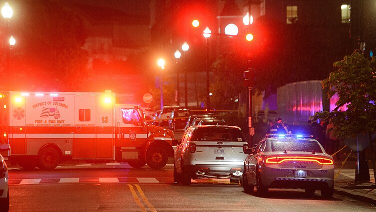 Žudynės prie žydų muziejaus Vašingtone: kas žinoma apie išpuolį?