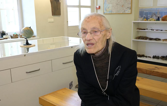 Vida pasitiks 99-ąjį gimtadienį: iki šiol veda ekskursijas po pačios įkurtą muziejų Salake