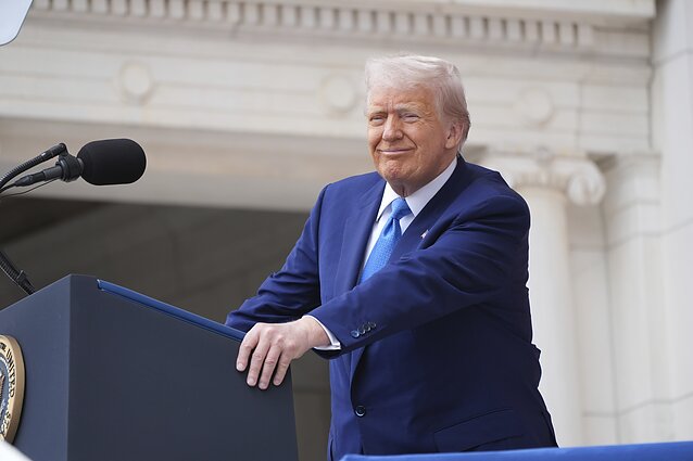 „Nori sunaikinti universitetą“: Harvardas Trumpo siekį nutraukti finansavimą vadina kontrole