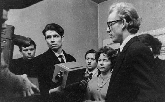 Iš kairės: režisierius Vidmantas Puplauskis, operatorius Jonas Botyrius, režisierius Anupras Lauciūnas, vyr. režisierė Stanislava Borisienė, režisierius Henrikas Šablevičius.