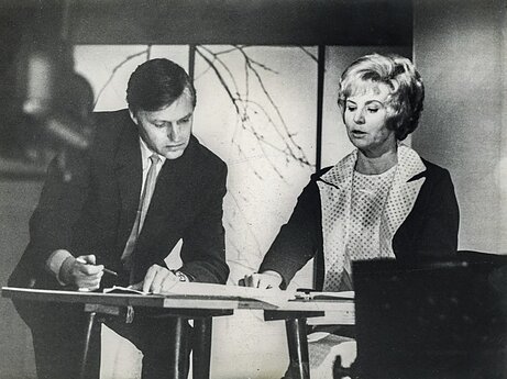 Režisierius Anupras Lauciūnas ir TV diktorė Dana Rutkutė. 1969 m. 