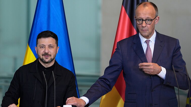 Žurnalistas apie Zelenskio vizitą Vokietijoje: atsinaujino sena „Santa Barbara“