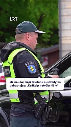 Už naudojimąsi telefonu sustabdytas vairuotojas: kažkaip netyčia išėjo