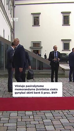 Pasirašytas memorandumas: įtvirtintas siekis gynybai skirti bent 5 proc. BVP