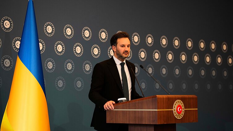 Aptarė JAV vaidmenį taikos derybose tarp Rusijos ir Ukrainos: realios atsakomybės nesiima