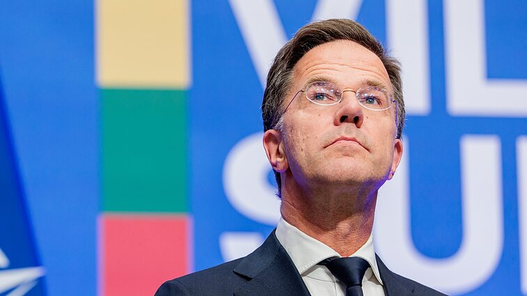 NATO vadovas: rusai privalo žinoti, kad atsakas į Aljanso puolimą būtų triuškinantis