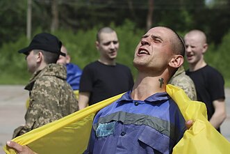 Į Ukrainą sugrįžę karo belaisviai