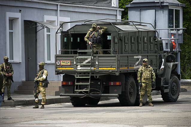Российские военные в Херсоне Российские военные в Херсоне