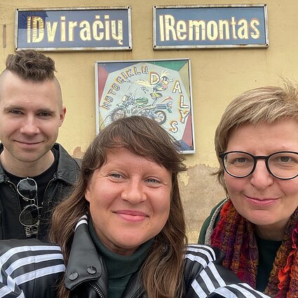 Kaip šokio judesiu pajusti Šnipiškes? Pokalbis su Airida Gudaite ir Jekaterina Lavrinec