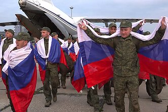 Rusijos kariai po apsikeitimo belaisviais su Ukraina