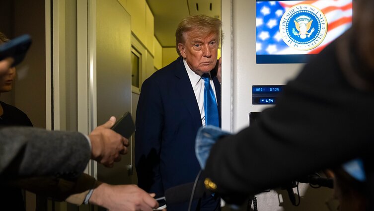 Anksčiau kriptovaliutas vadino apgavyste, dabar šlovina: kaip Trumpas kuria kriptoimperiją