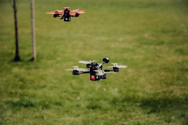 Dronai – ir saugumui, ir pramogai: jų kūrėjas atsakė, kaip gali atrodyti ateitis