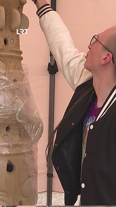 Šiauliuose Talkšos ežero pakrantėje kuriamos didžiulės šamoto skulptūros