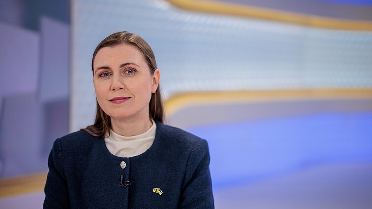 Dienos tema (su vertimu į gestų k.)
