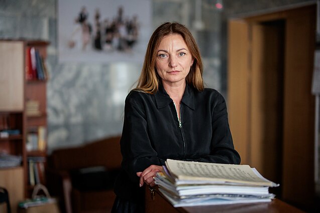 Dainavimo mokytoja V. Pimpienė išugdė daug žinomų dainininkų. 