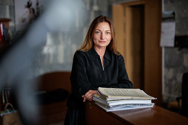 Dainavimo mokytoja V. Pimpienė išugdė daug žinomų dainininkų. 