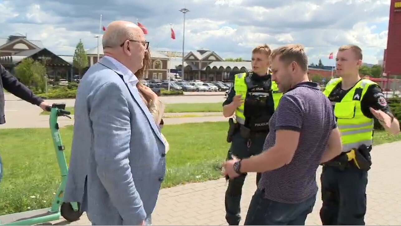 Visvaldas Matijošaitis Kaune partrenkė žmogų