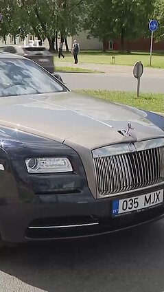 „Rolls-Royce“ vairavęs Matijošaitis partrenkė per perėją ėjusį vyrą