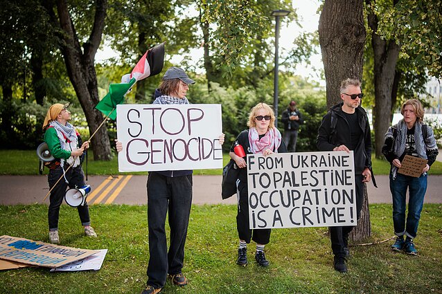 Protesters in Vilnius decry Israeli foreign minister’s visit amid Gaza atrocities