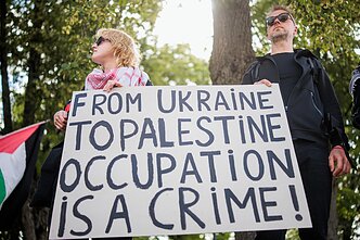 Protesters in Vilnius decry Israeli foreign minister’s visit amid Gaza atrocities
