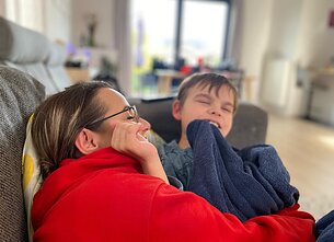 Jonas su mama Inga Jonas su mama Inga