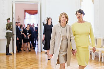 Elke Büdenbender ir Diana Nausėdienė Elke Büdenbender ir Diana Nausėdienė