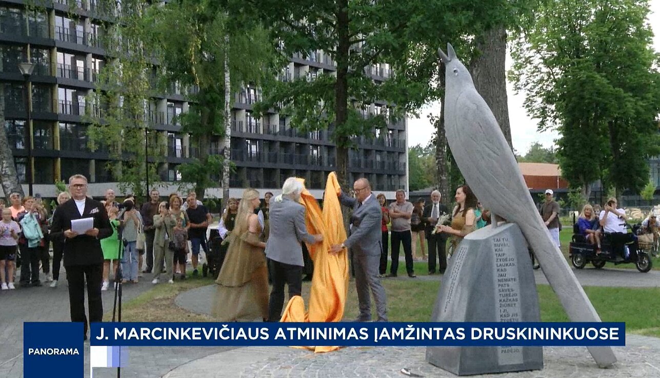 Druskininkuose įamžintas poeto Justino Marcinkevičiaus atminimas