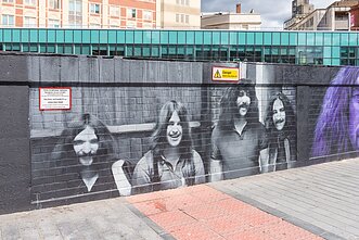 Gatvės piešinys grupės „Black Sabbath“ garbei Birmingame Gatvės piešinys grupės „Black Sabbath“ garbei Birmingame