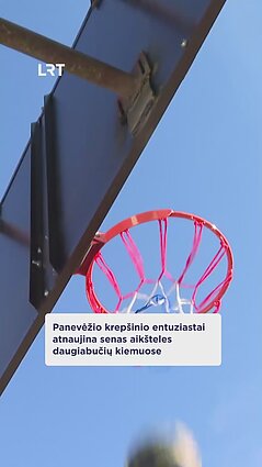 Krepšinio gerbėjai ėmėsi atnaujinti daugiabučių namų kiemuose įrengtas senas aikšteles