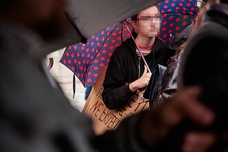 Mokinių protestas prie Vyriausybės dėl egzaminų rezultatų Mokinių protestas prie Vyriausybės dėl egzaminų rezultatų