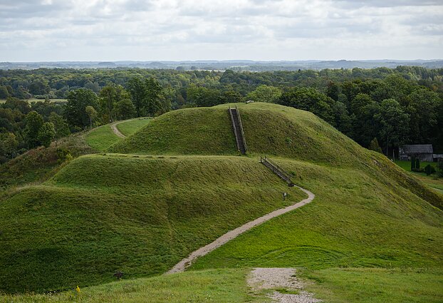 Hillfort (associative image)