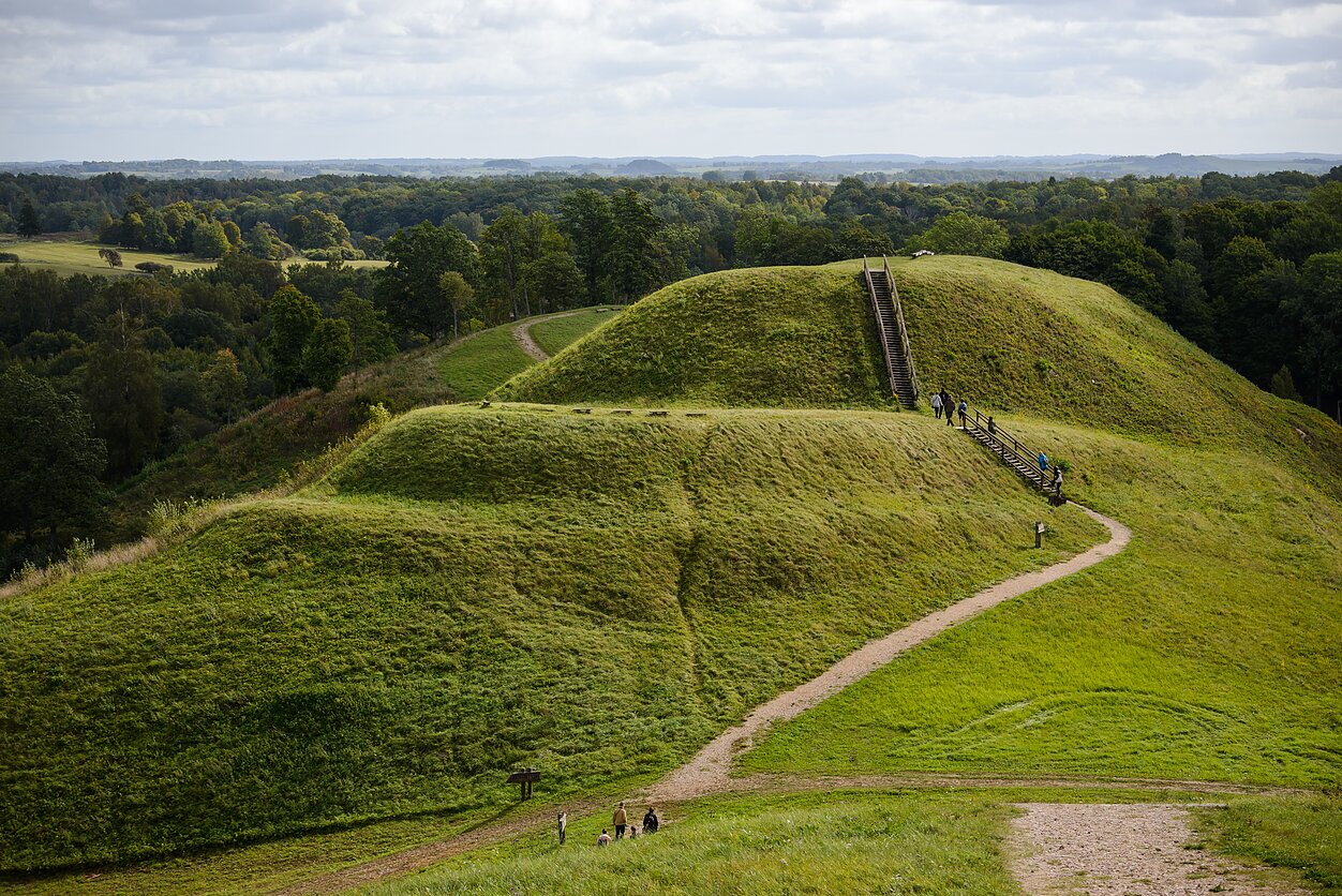 Hillfort (associative image)
