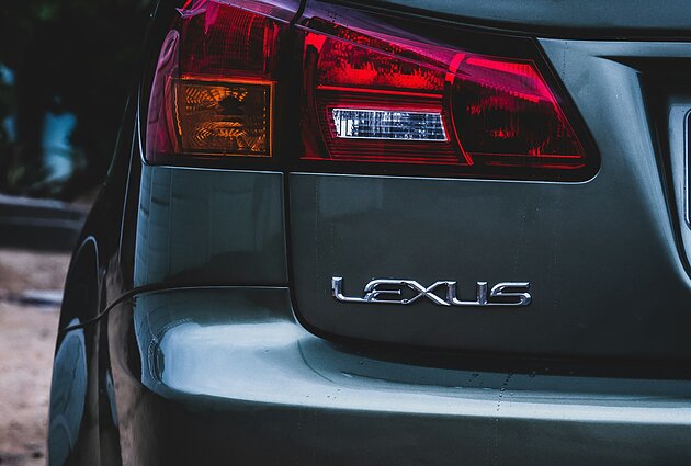 „Lexus“. Asociatyvi