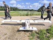 Šalčininkų rajone Tribonių pasieniečiai nutupdė iš Baltarusijos įskridusį lėktuvėlį Šalčininkų rajone Tribonių pasieniečiai nutupdė iš Baltarusijos įskridusį lėktuvėlį