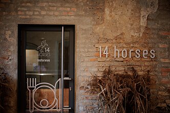 „14Horses“ „14Horses“