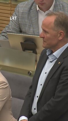 Politikų turtai užsienyje: butų ir namų prisipirko už 23 milijonus