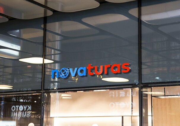 „Novaturas“
