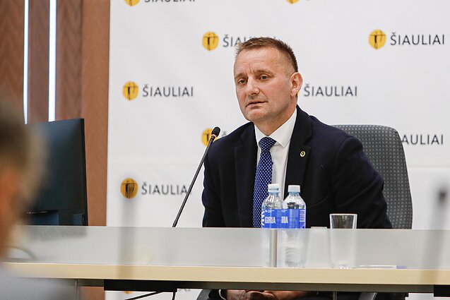 Šiaulių miesto tarybos posėdis. Meras Artūras Visockas