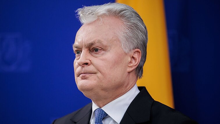 Tarnybų darbą sukritikavęs Nausėda: „Po velnių, reikia vieną kartą dirbti pradėt“