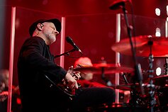 Britų grupės „Fink“ dainos Vilniuje suskambo su orkestru Britų grupės „Fink“ dainos Vilniuje suskambo su orkestru