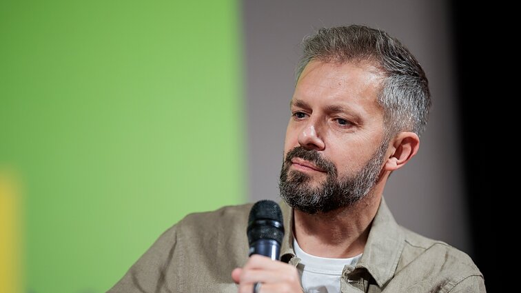 Tapinas: gavusi ES paramą, premjero brolienės įmonė dalį lėšų išleido pirkdama iš „Garnio“