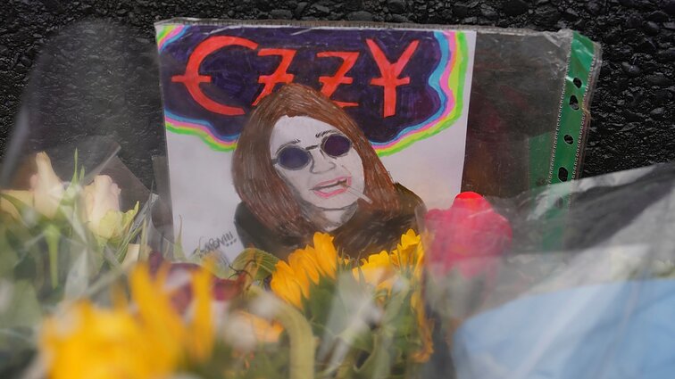 Prisimenant Ozzy Osbourne'ą: tikras rokenrolo karys, išlikęs tokiu iki pat pabaigos