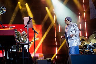 „Midsummer Vilnius“ – džiazo gūsis: festivalyje pasirodė JAV žvaigždė Dee Dee Bridgewater „Midsummer Vilnius“ – džiazo gūsis: festivalyje pasirodė JAV žvaigždė Dee Dee Bridgewater