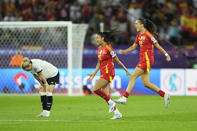 Ispanės pateko į Europos futbolo čempionato finalą